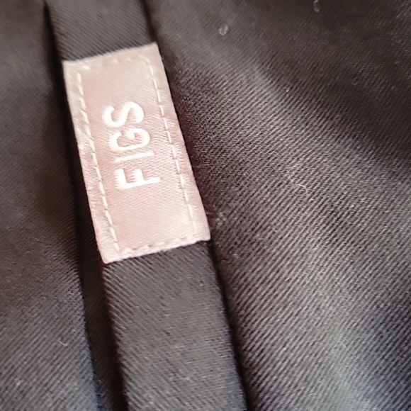 Figs, Casma Three-Pocket Scrub Top, black size XL - Picture 4 of 7